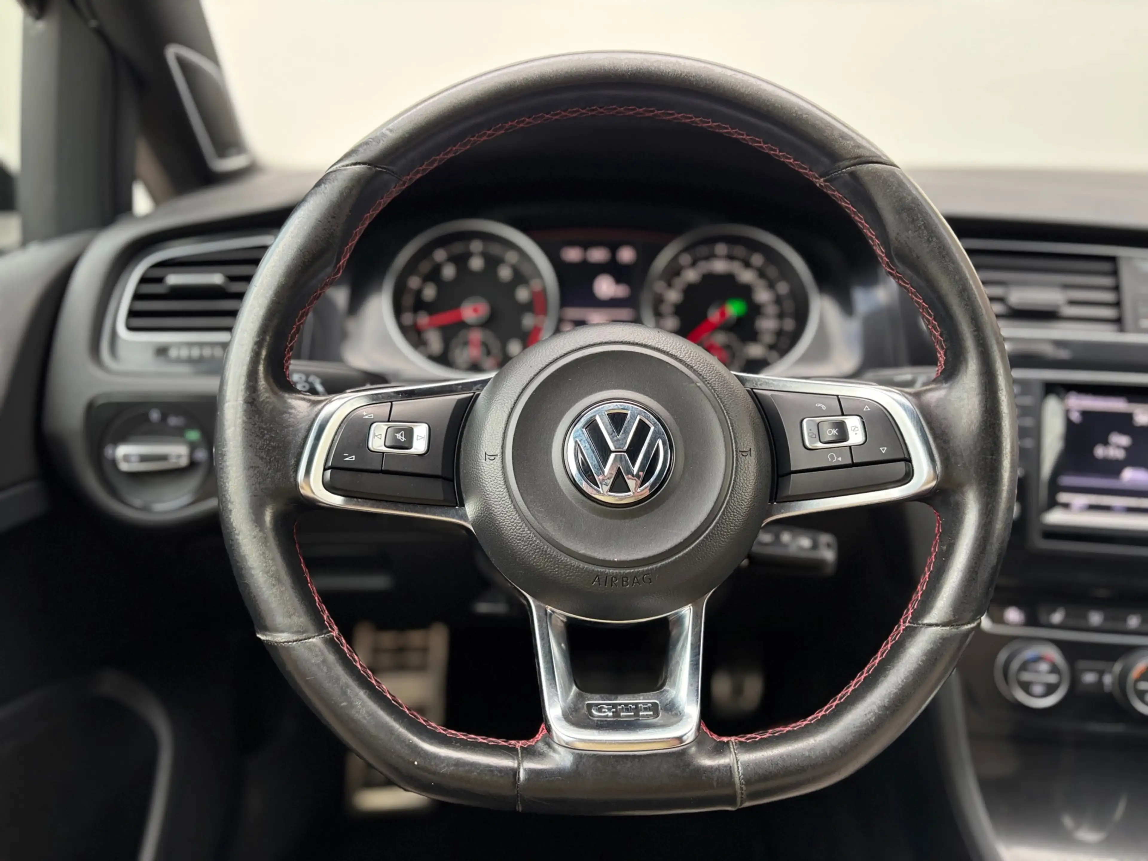 Volkswagen Golf GTI 2.0 TSI DSG 220PK|Navi|ECC|Verwrm. stoel — photo 32