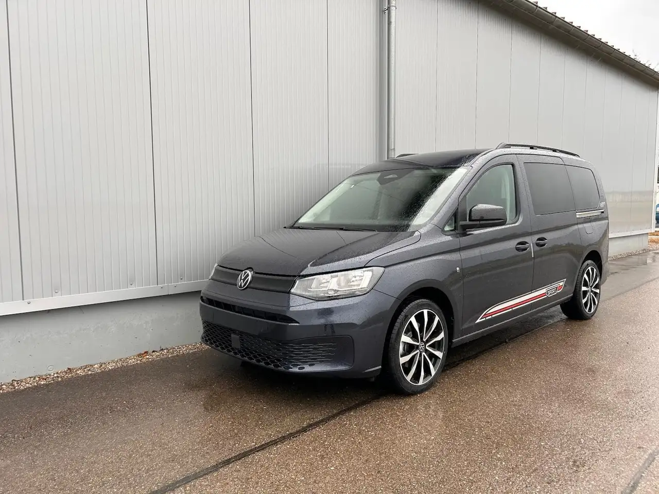 Volkswagen Caddy 2.0TDI DSG Sport Edition ACC Kam GV5 App AHK Relin
