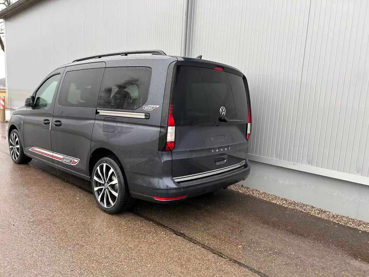 Volkswagen Caddy 2.0TDI DSG Sport Edition ACC Kam GV5 App AHK Relin 3