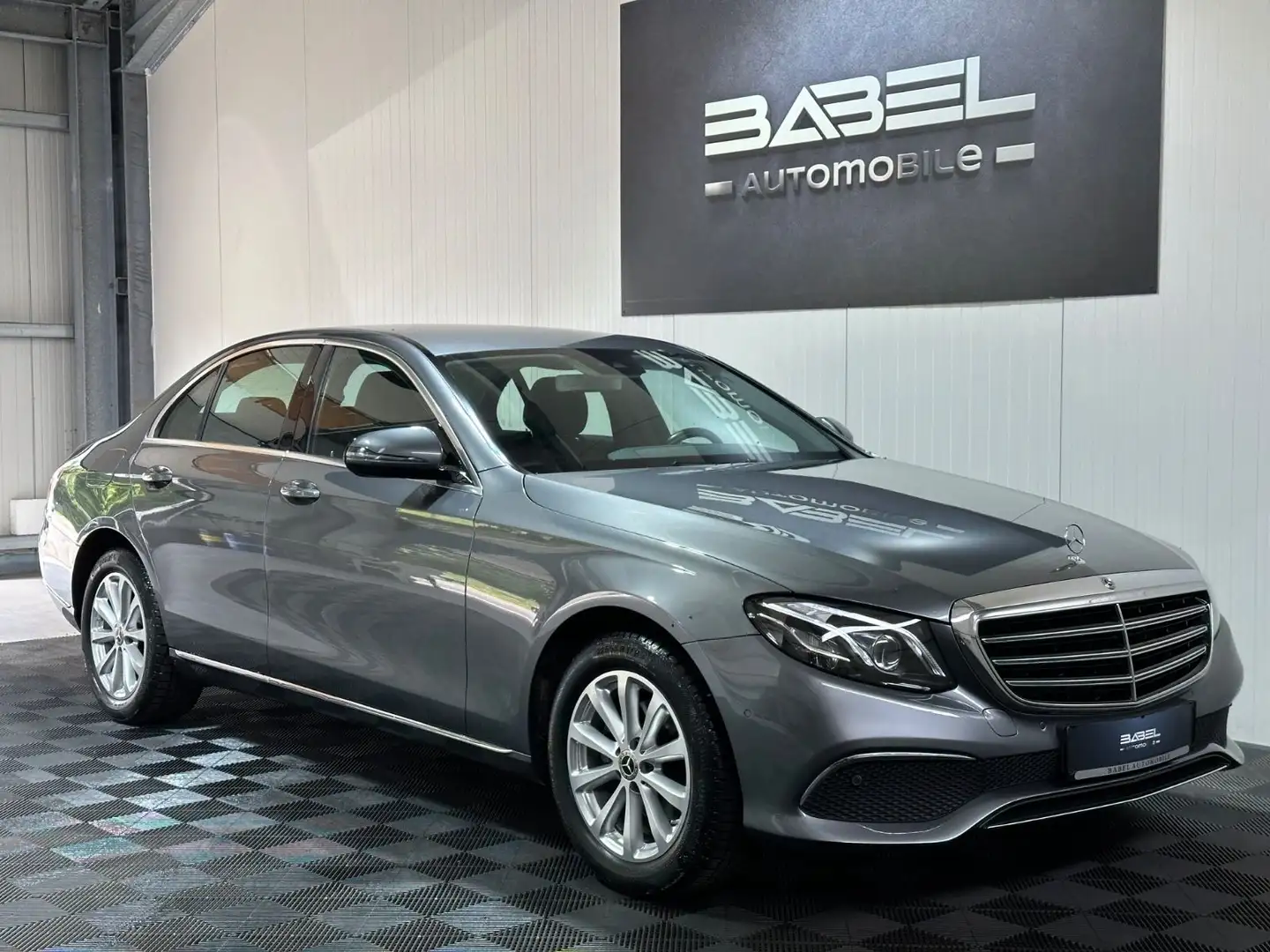 Mercedes-Benz E 200 Klasse Lim. AHK Multi Beam Digital Tacho Gri - 2