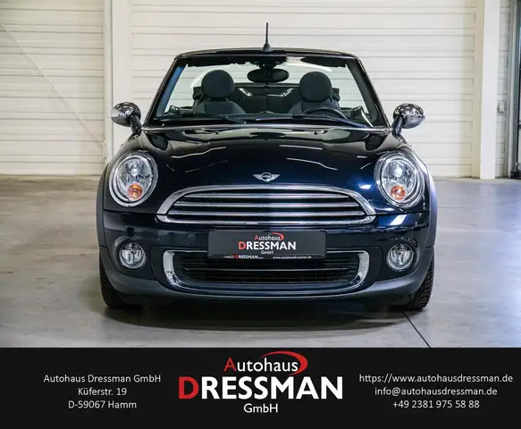 Mini Convertible view 2