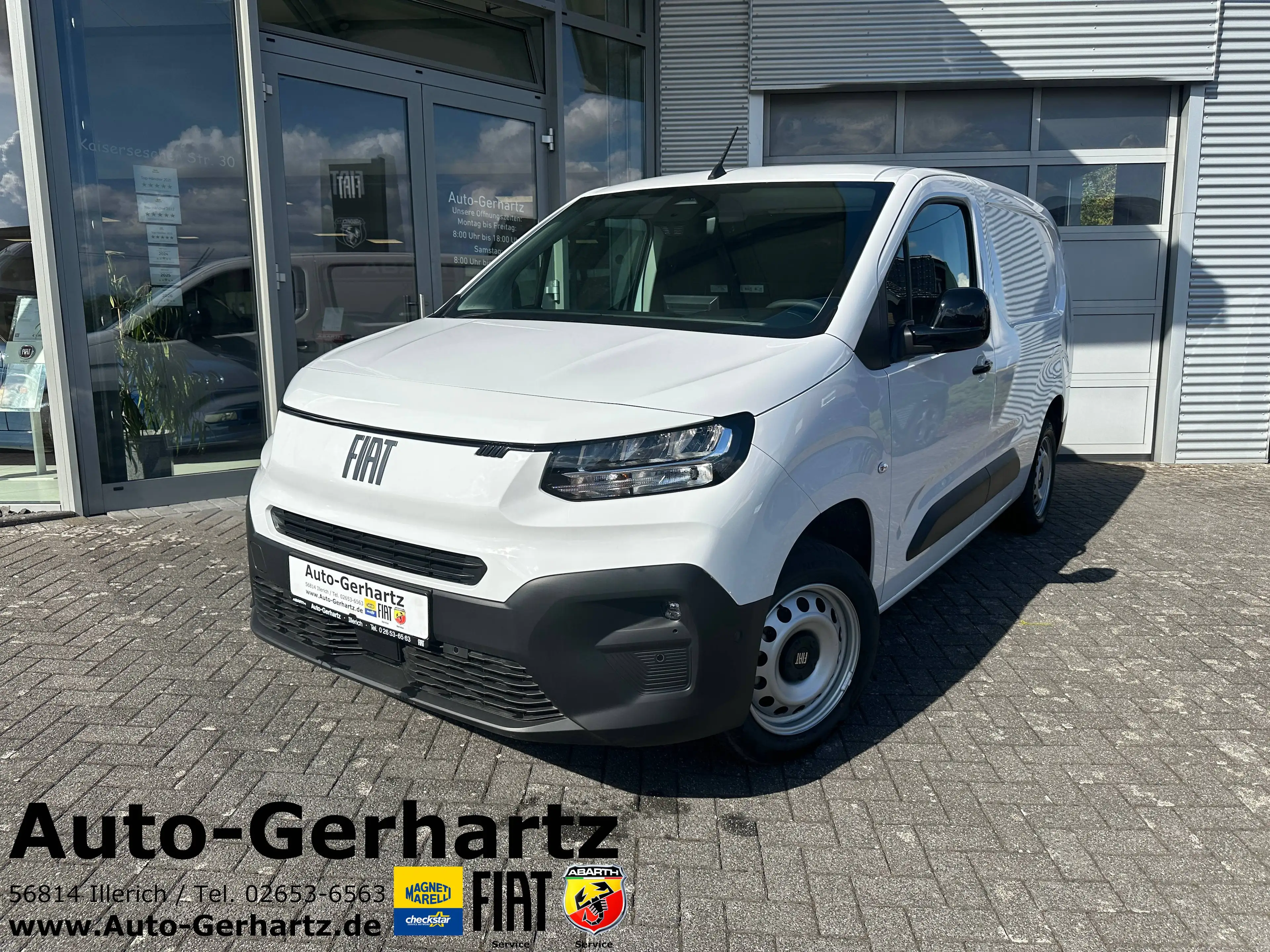 Fiat Doblo Kastenwagen XL L2 / Heckflügeltüren / Laderaumboden aus Holz