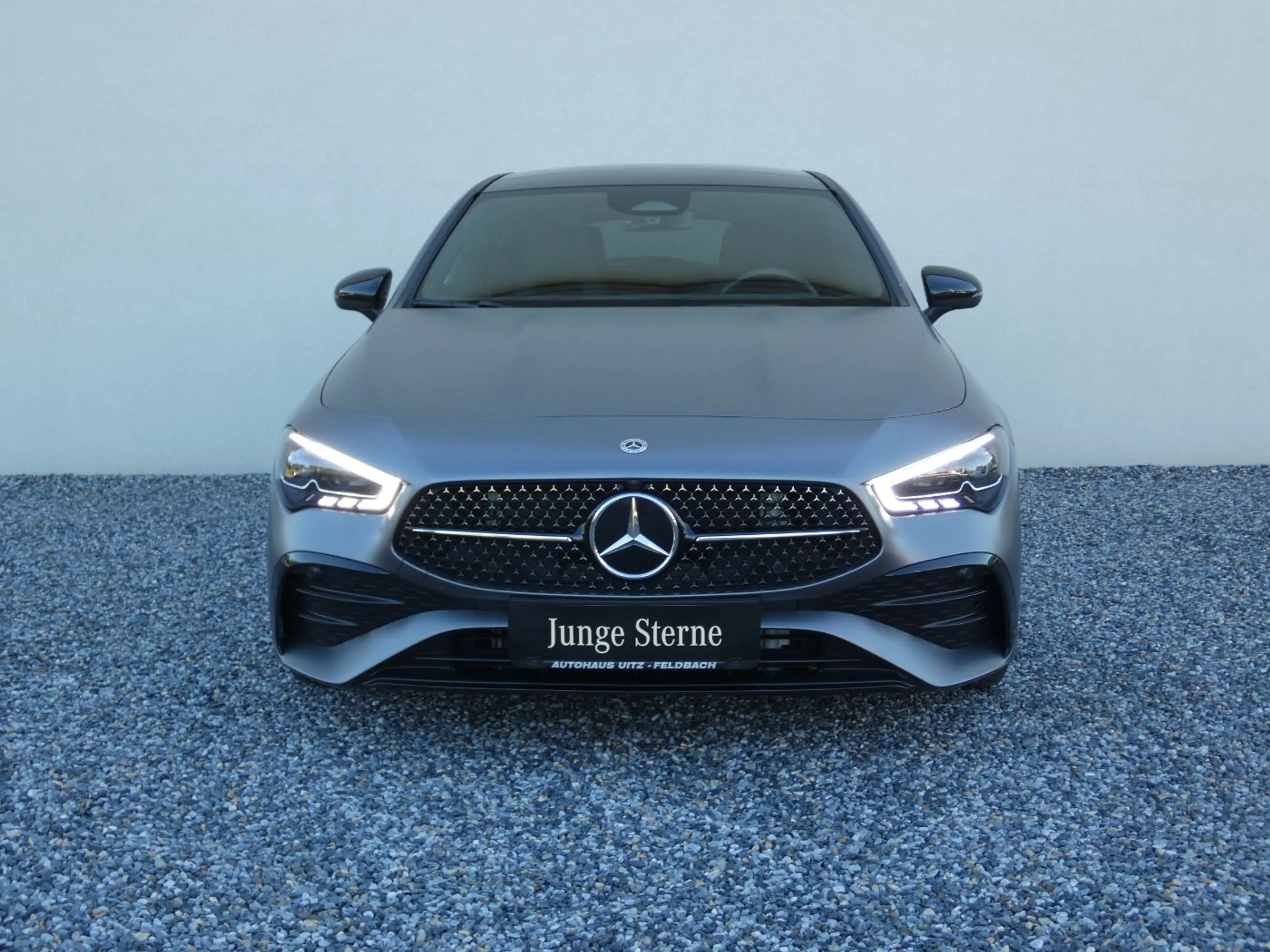 Mercedes-Benz CLA 180 d SB AMG **MAGNO LACK** MuliB+AHK+KeyGo+SD — photo 4