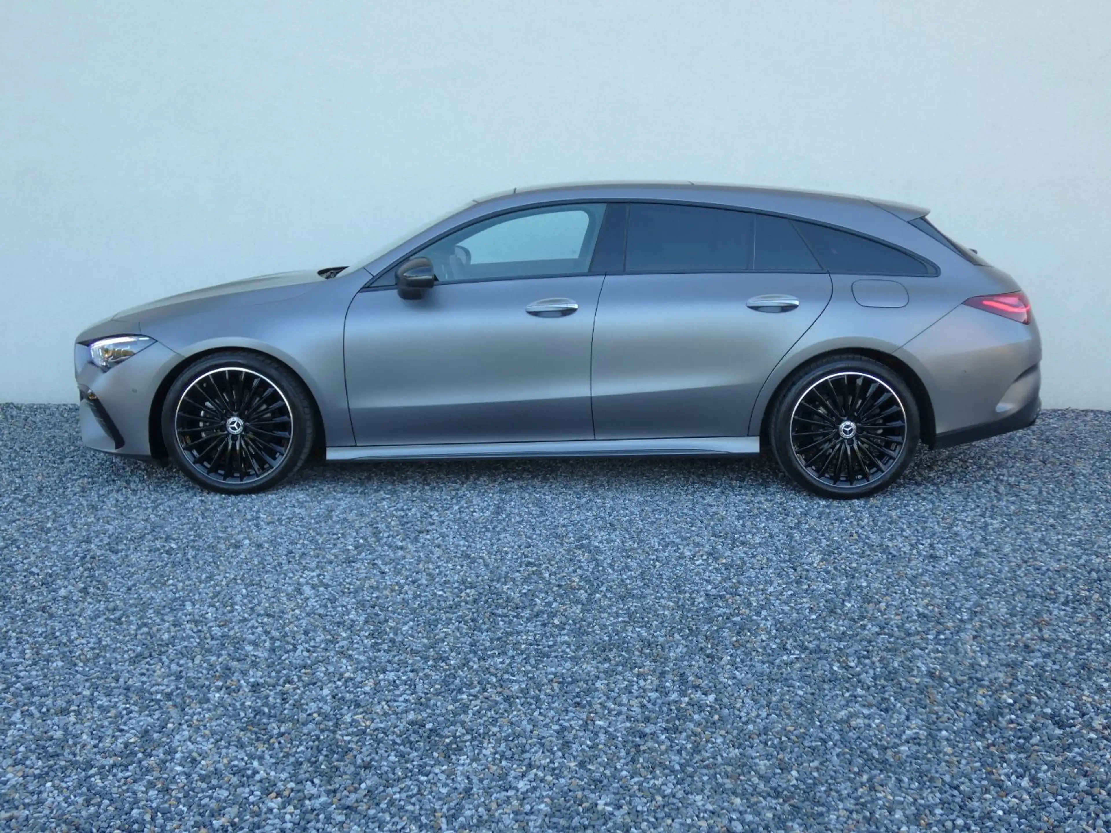 Mercedes-Benz CLA 180 d SB AMG **MAGNO LACK** MuliB+AHK+KeyGo+SD — photo 10