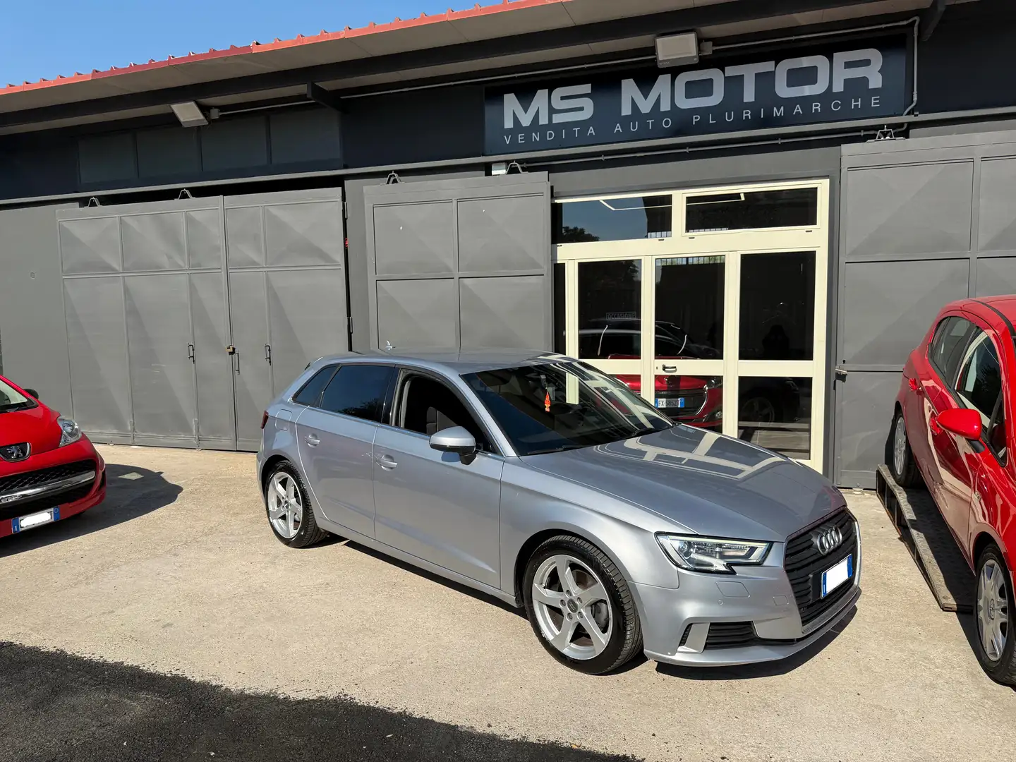Audi A3 Sportback 30 1.6 tdi 116cv s-tronic Gris - 1