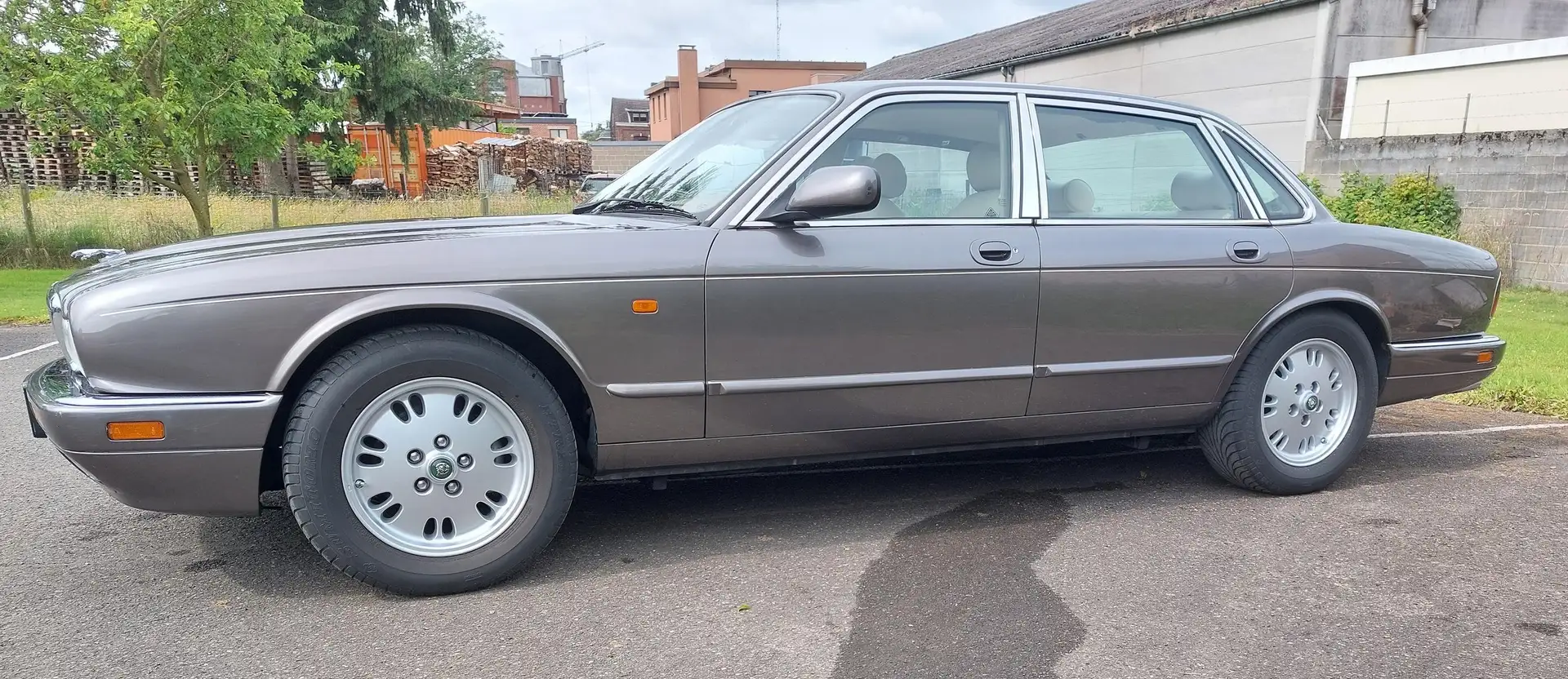 Jaguar XJ6 Sovereign Gris - 2