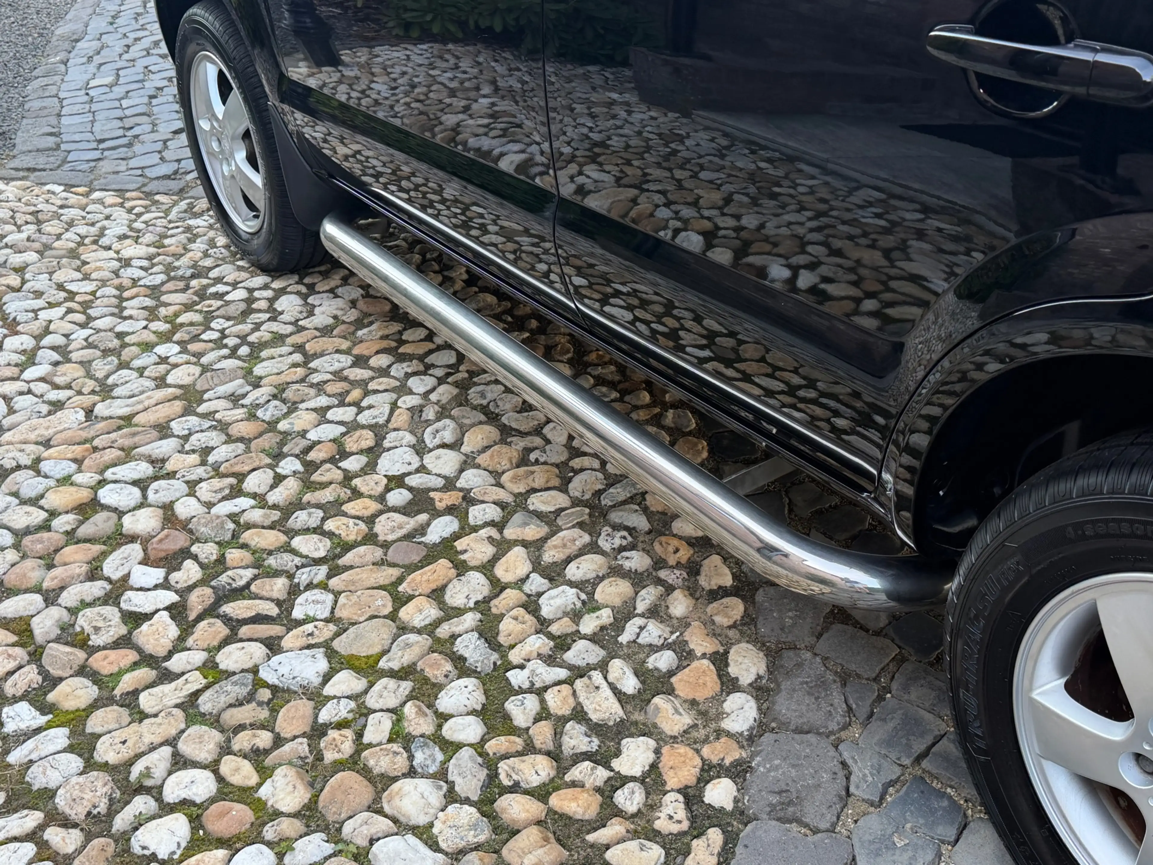 Hyundai TUCSON 2.0i Active airco Bullbar sidebars — photo 20