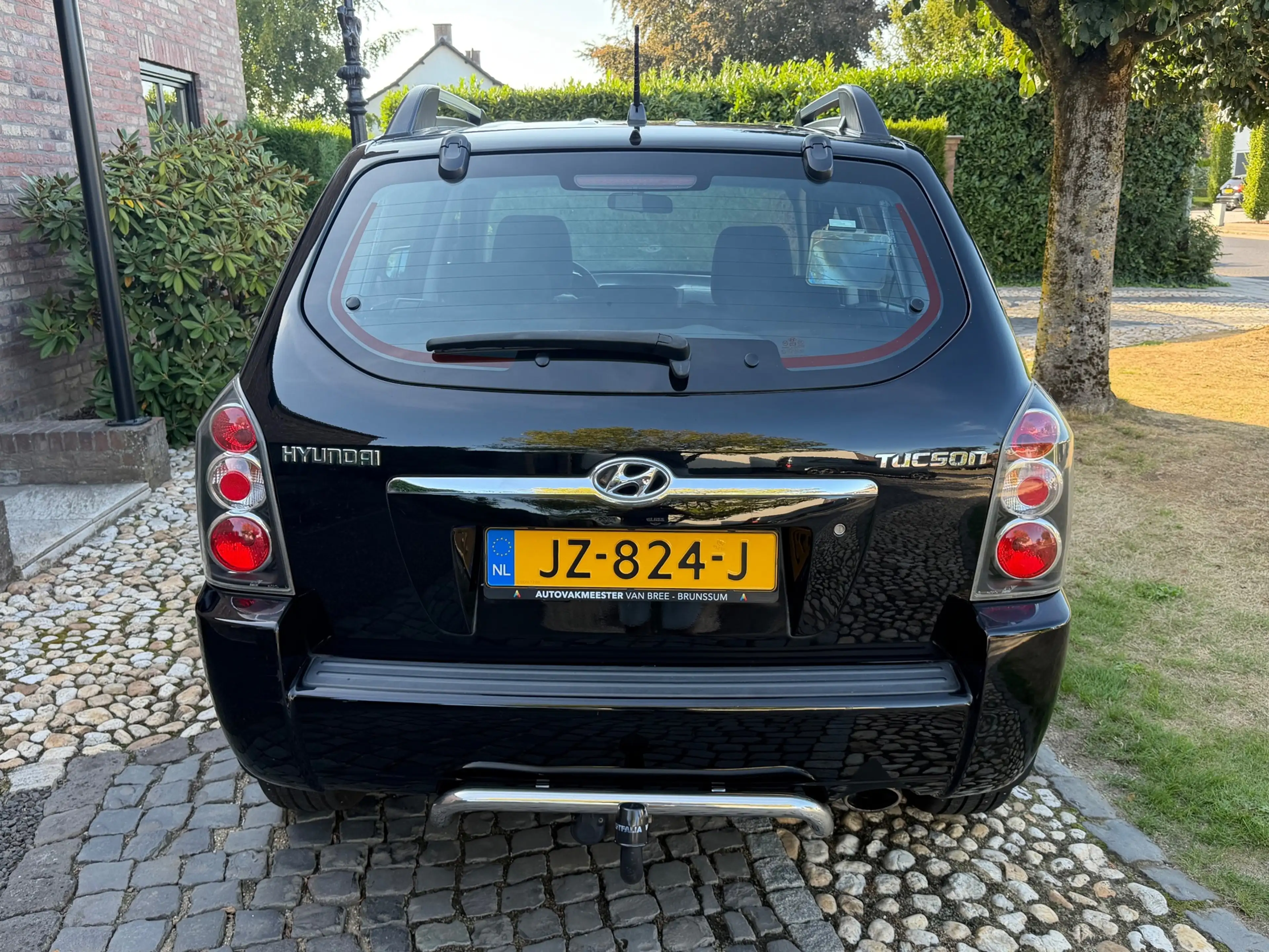 Hyundai TUCSON 2.0i Active airco Bullbar sidebars — photo 16