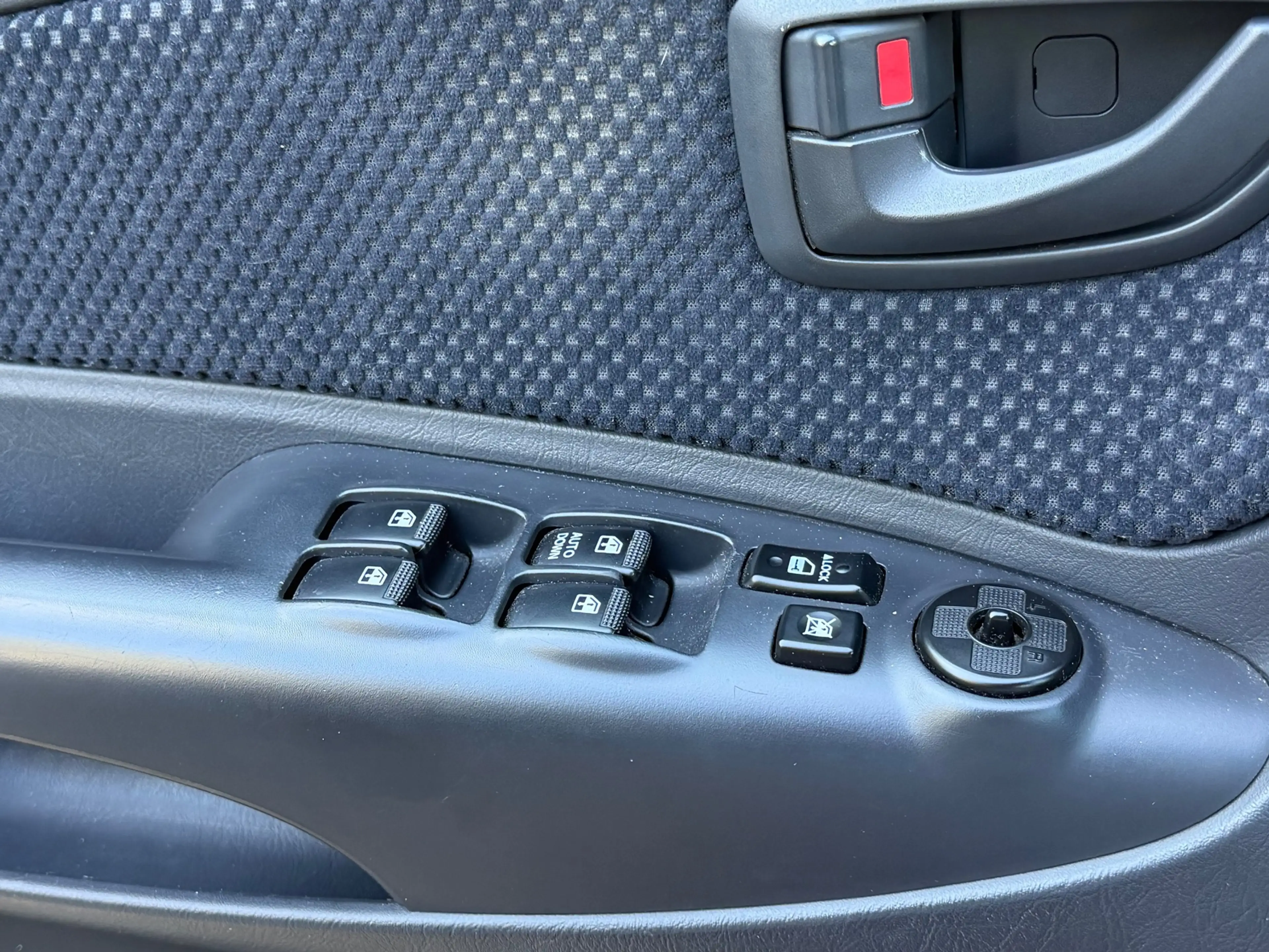 Hyundai TUCSON 2.0i Active airco Bullbar sidebars — photo 8
