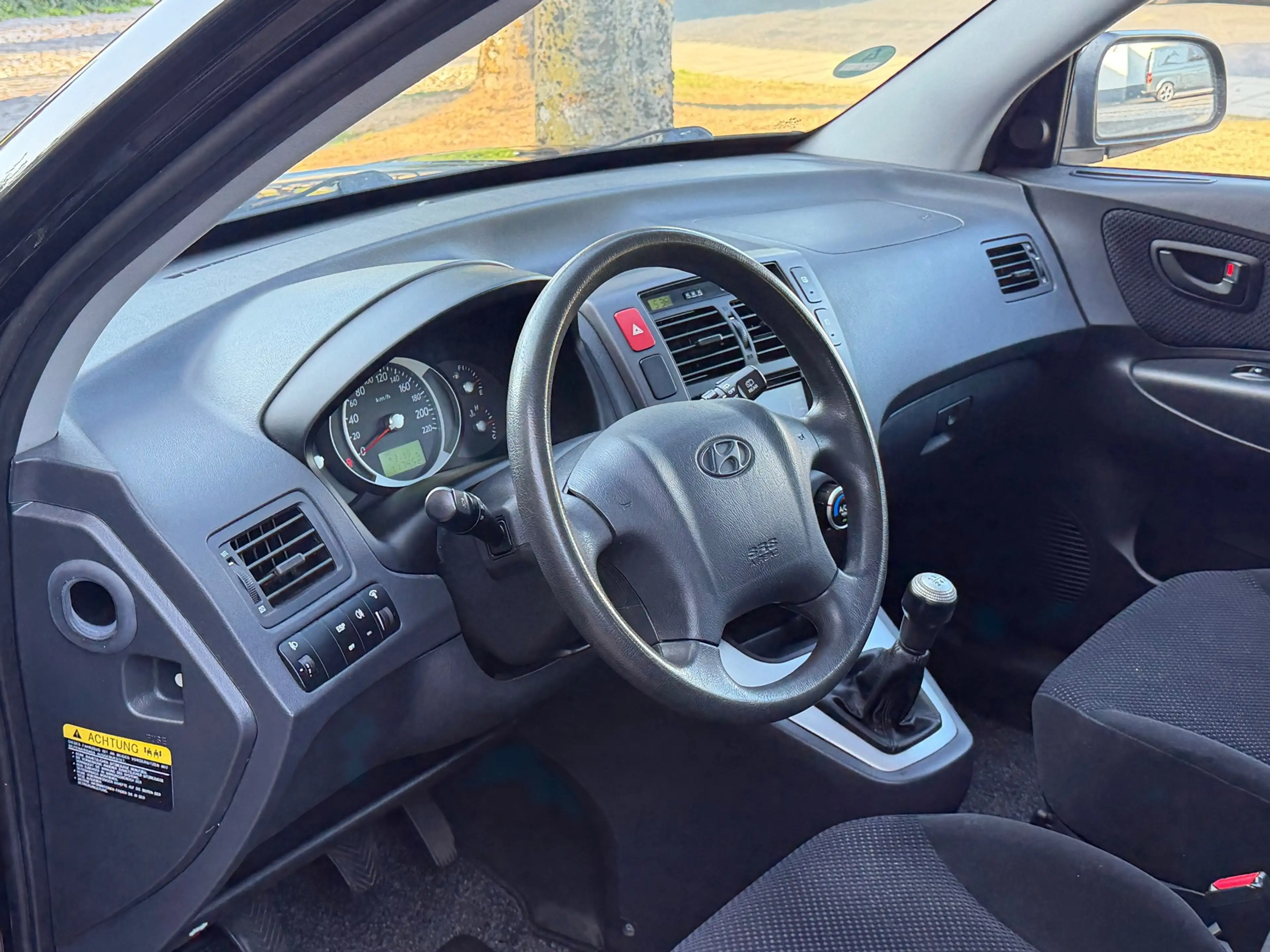 Hyundai TUCSON 2.0i Active airco Bullbar sidebars — photo 9