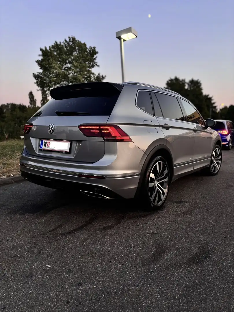 Volkswagen Tiguan Allspace 2,0 TDI SCR 4Motion 7 Sitze Highline DSG - 2