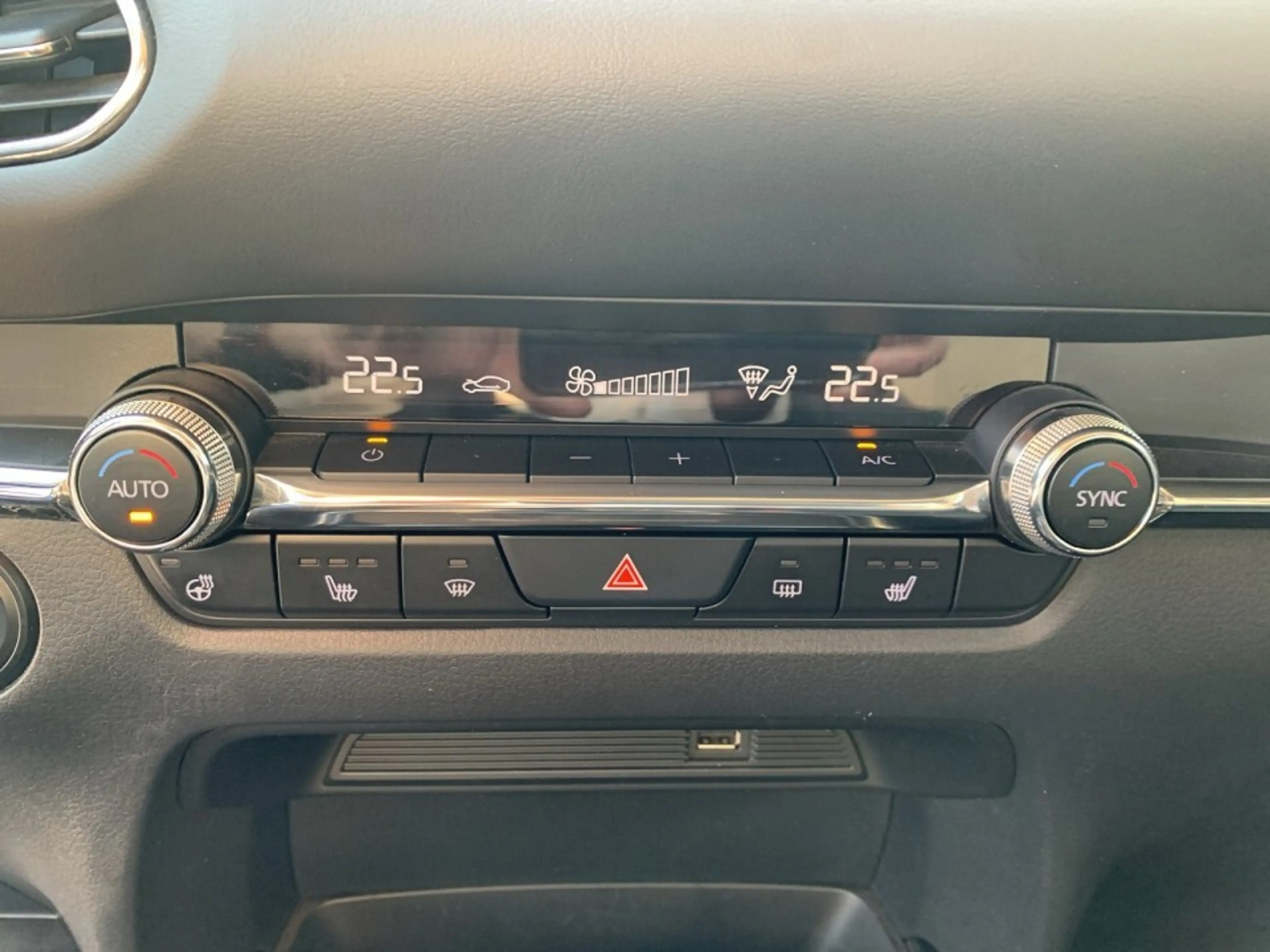 Mazda CX-30 G122 Comfort+ — photo 14