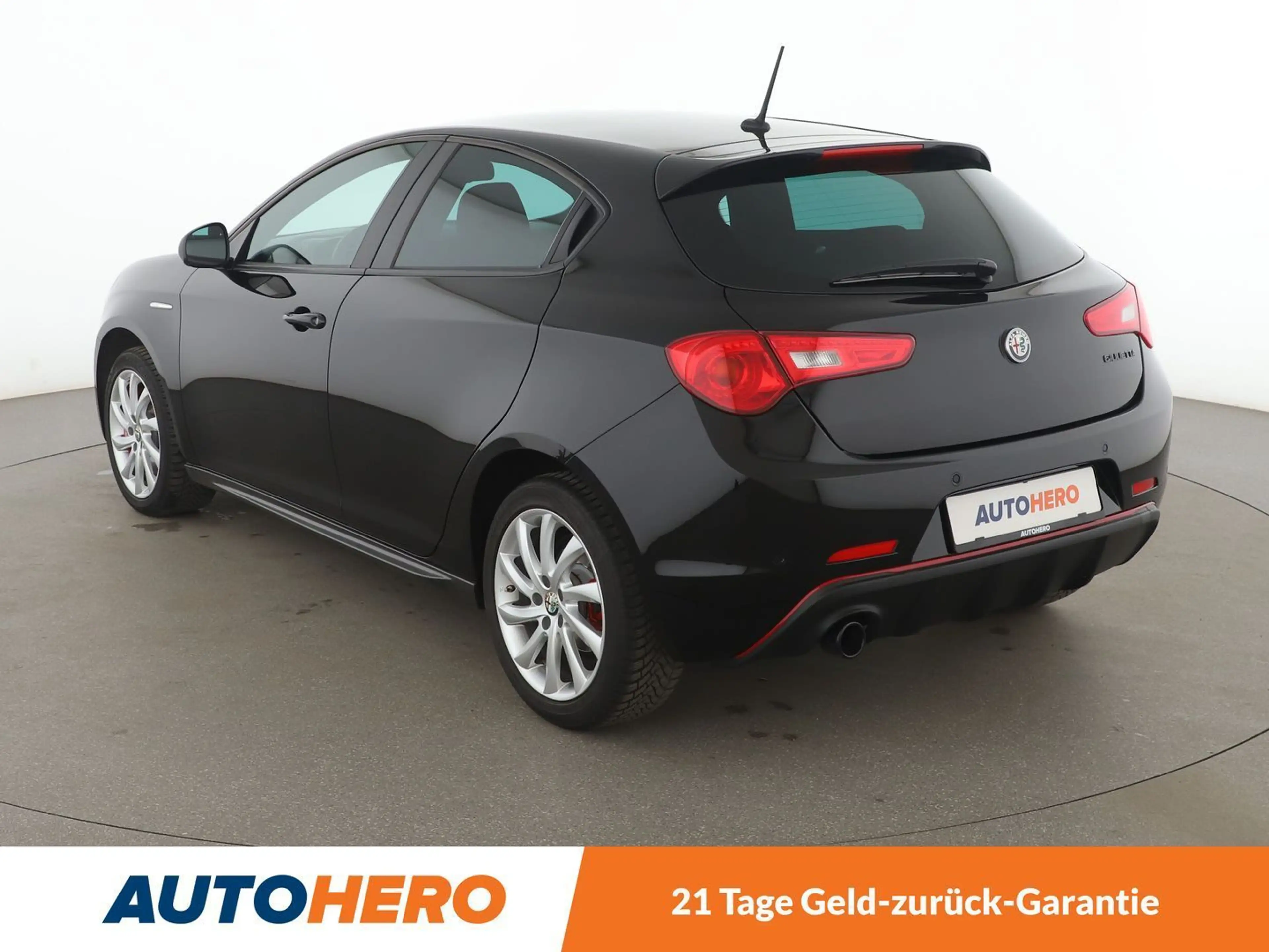 Alfa Romeo Giulietta 1.4 Turbo Sport*NAVI*TEMPO*PDC*SHZ*KLIMA*GARANTIE* — photo 4