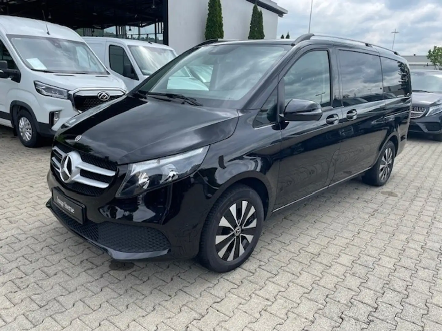 Mercedes-Benz V 220 d EDITION / MBUX / DAB / Standhzg. / Kamera / Temp Schwarz - 2
