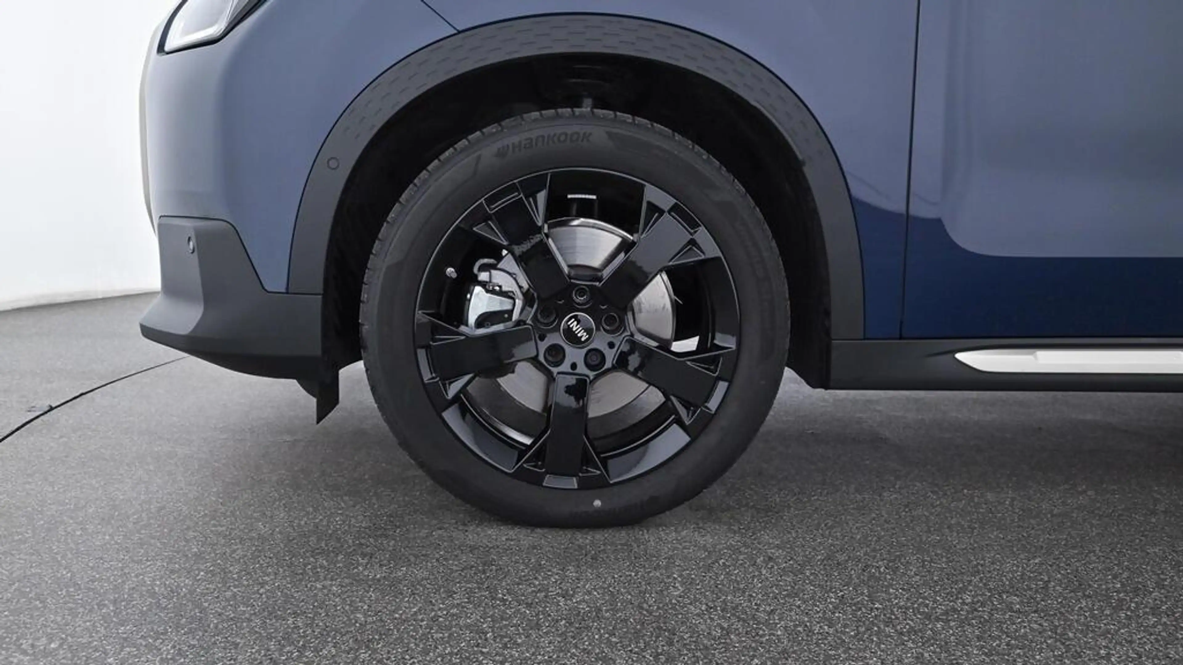 MINI Countryman C Favoured Trim — photo 9