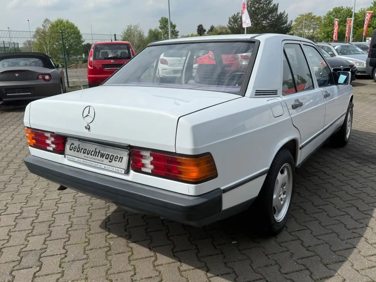 Mercedes-Benz 190 E Oldtimer, foto 3