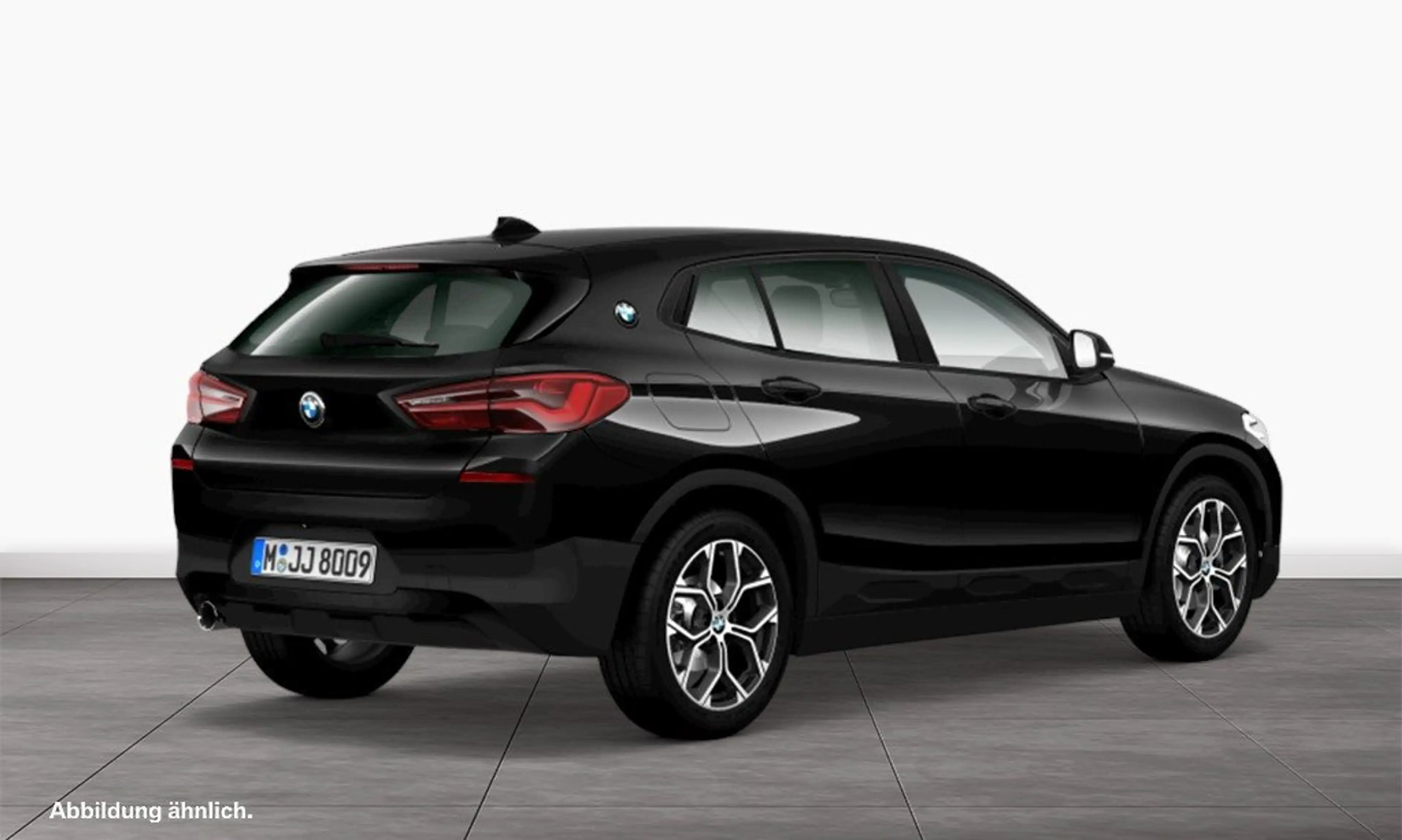 BMW X2 sDrive18i — photo 2