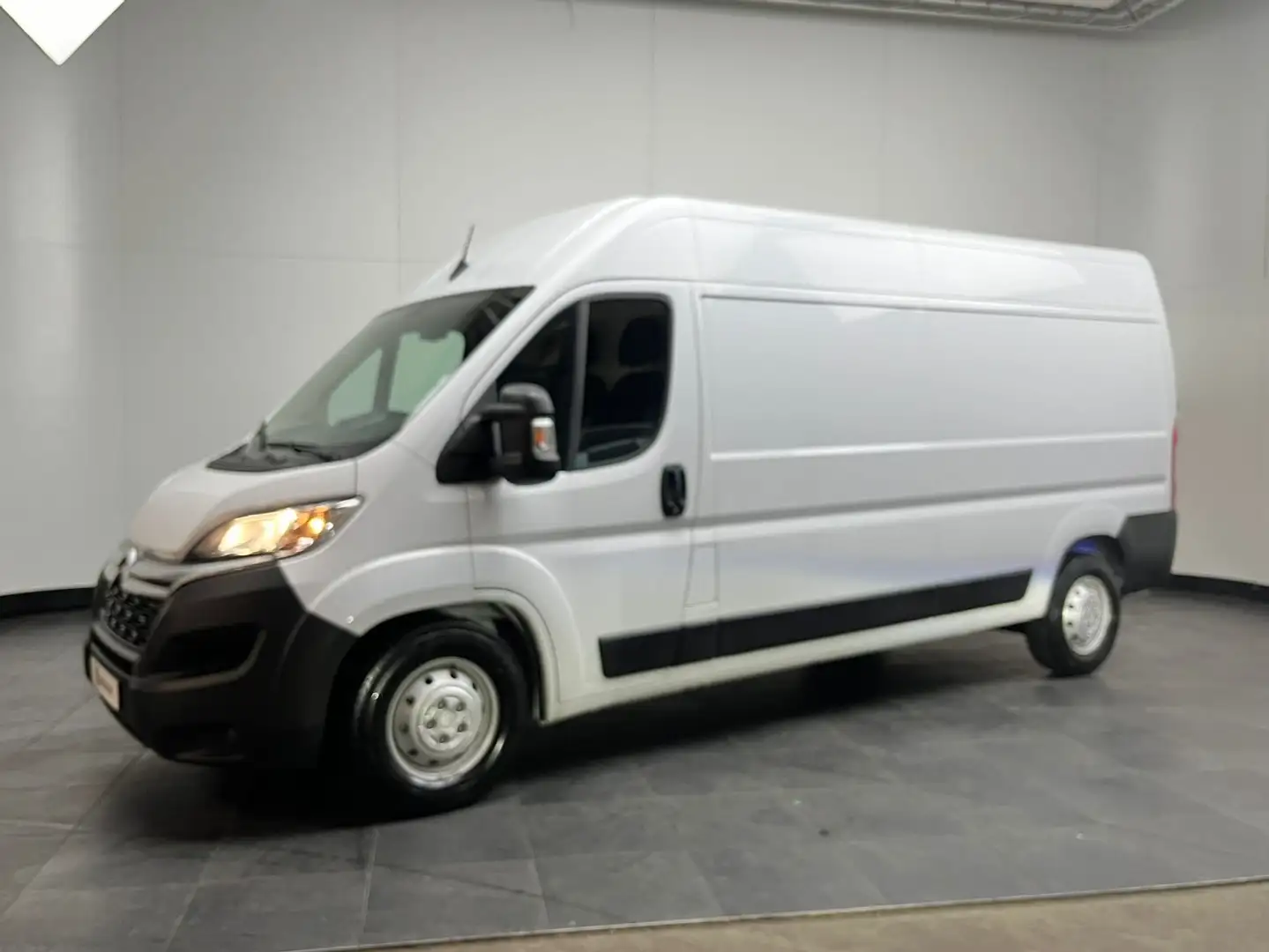 Citroen Jumper ë-Jumper 435 L3H2 Club 70 kWh | Airco | Parkeersen Alb - 2