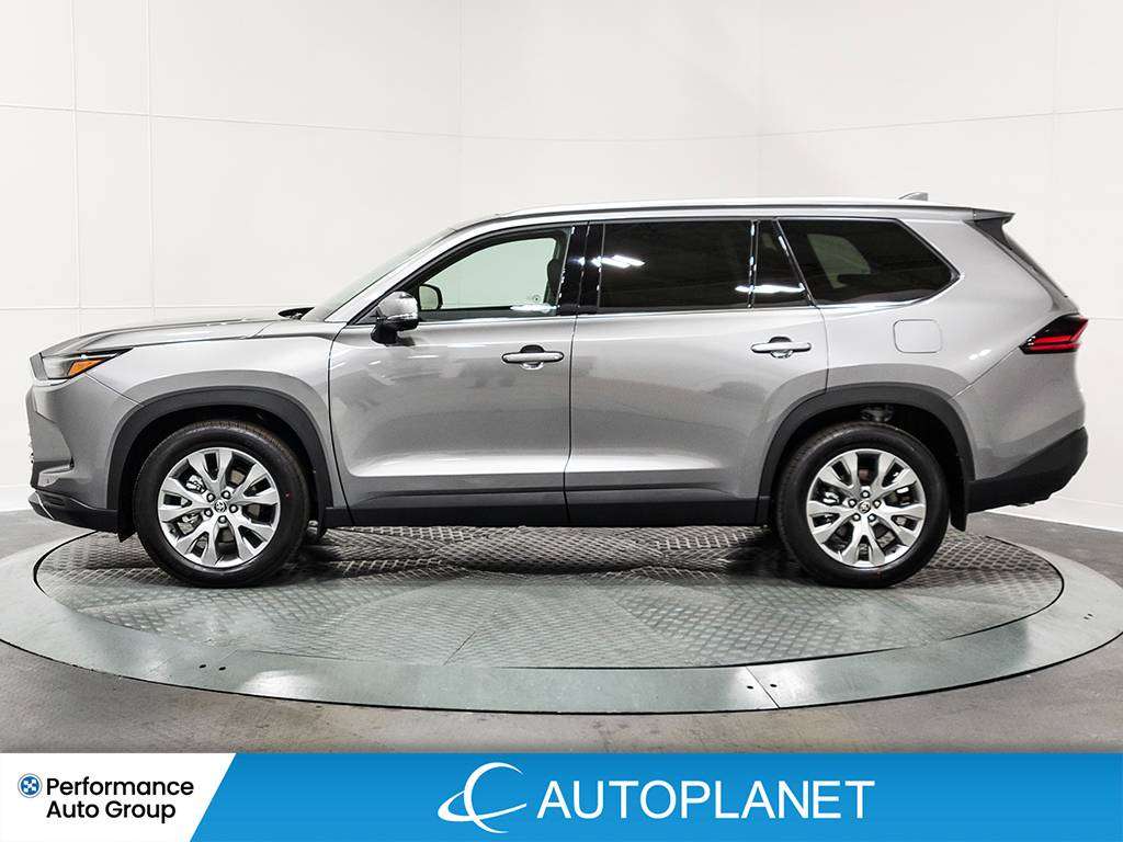 2026 Toyota Grand Highlander Limited AWD, 7-Seater, Back Up Cam, Pano Roof! — снимка 1