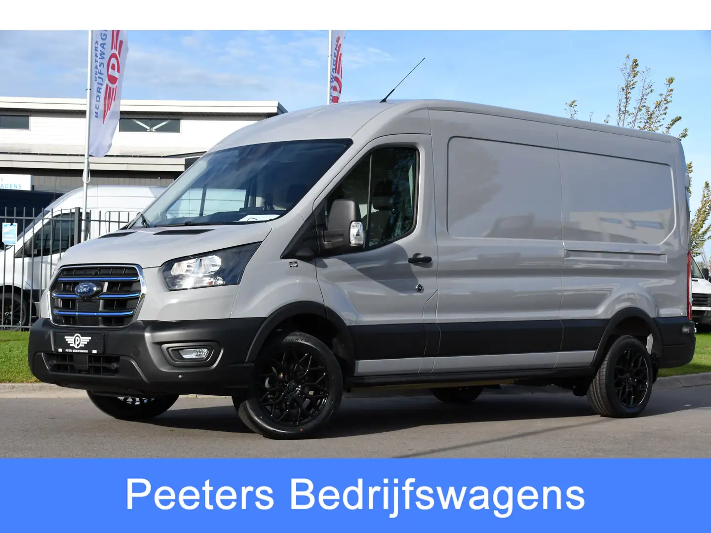 Ford E-Transit 350 L3H2 68 kWh PB Edition Adaptieve Cruise, 360 C Grijs - 1