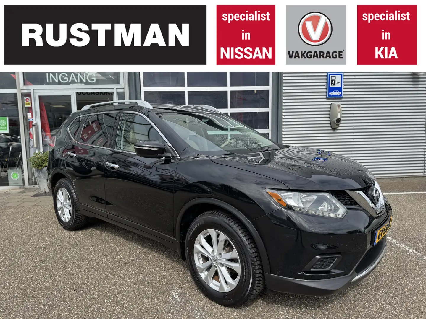 Nissan X-Trail ROGUE 2.5 Automaat Zwart - 1