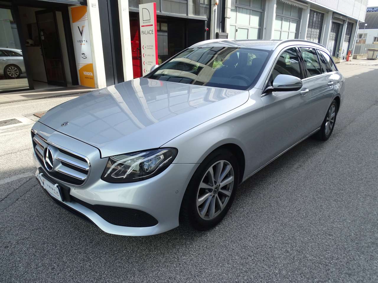 Mercedes-Benz E 220 E SW 220 d Business Sport 4matic auto
