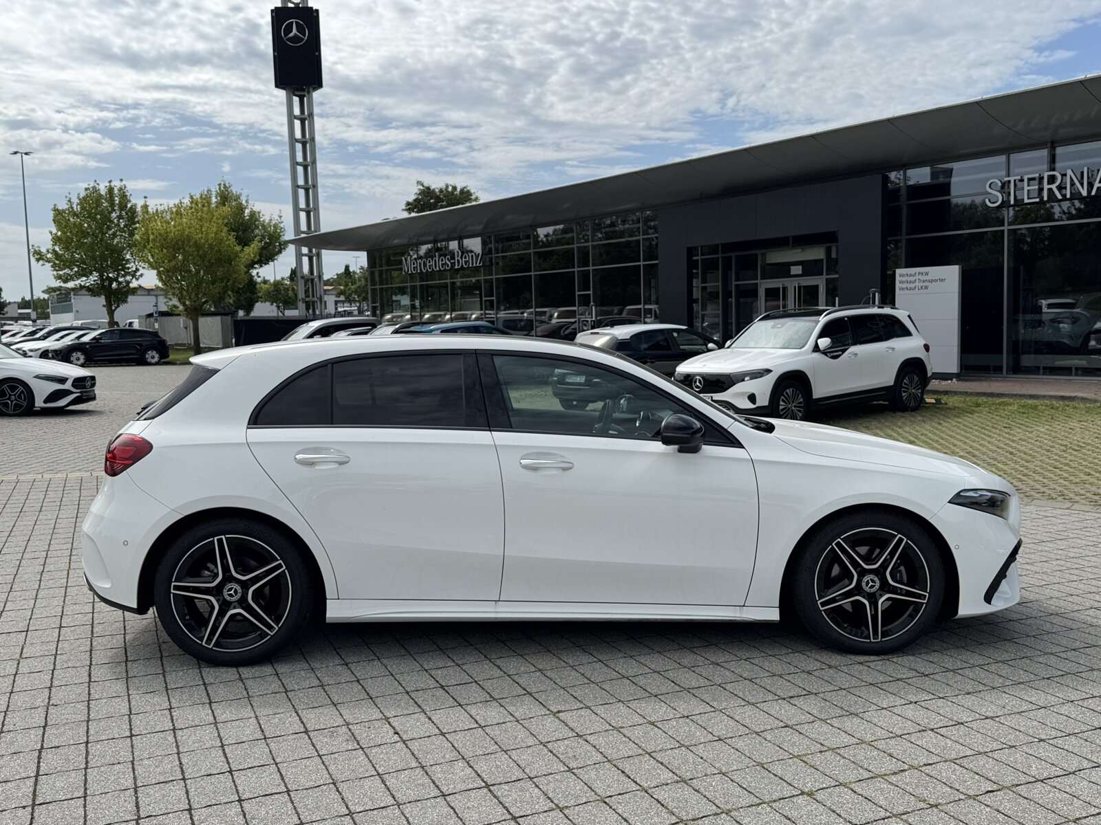 Mercedes-Benz A 180