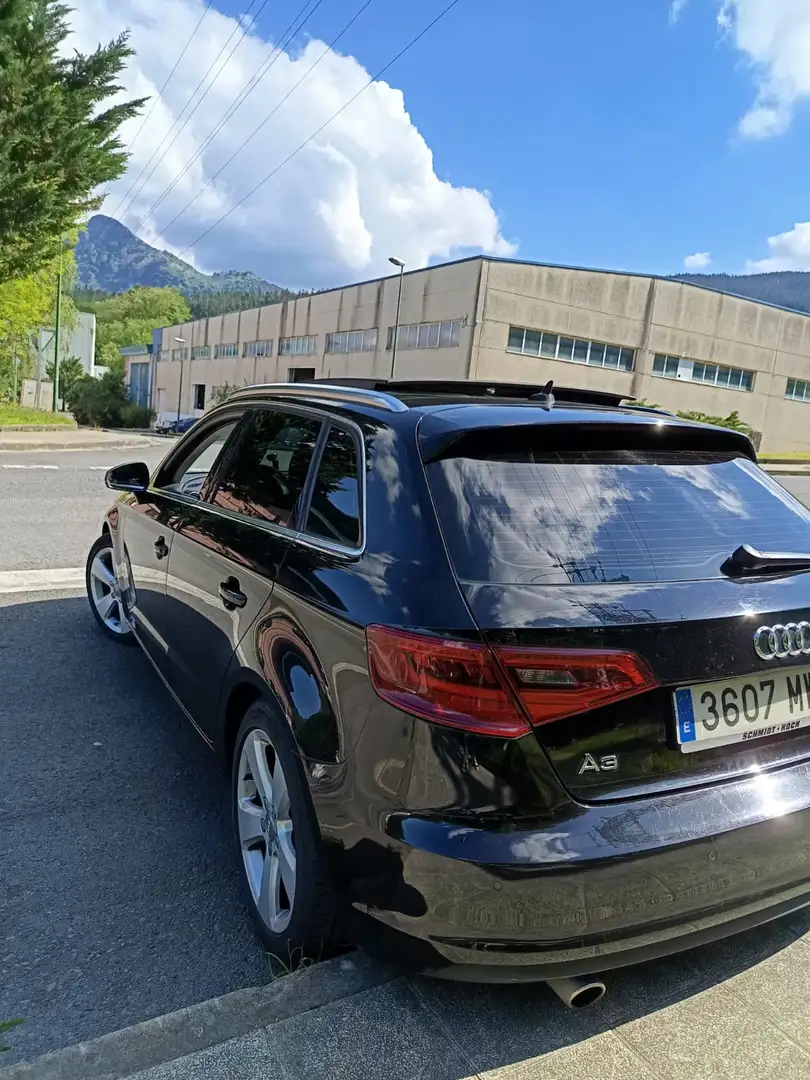 Audi A3 Sportback 1.6TDI Ambiente EEL 105 Edición Especial - 1