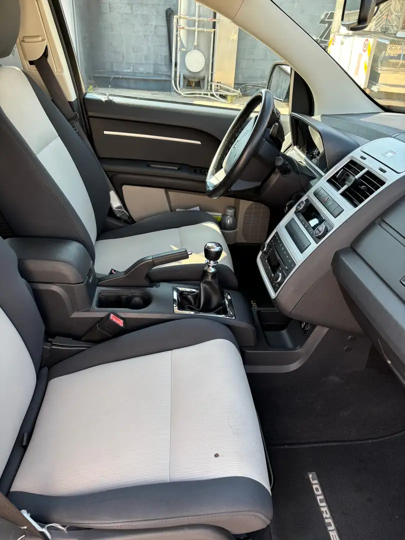 Dodge Journey Journey 2.0 td SXT dpf Grijs - 2
