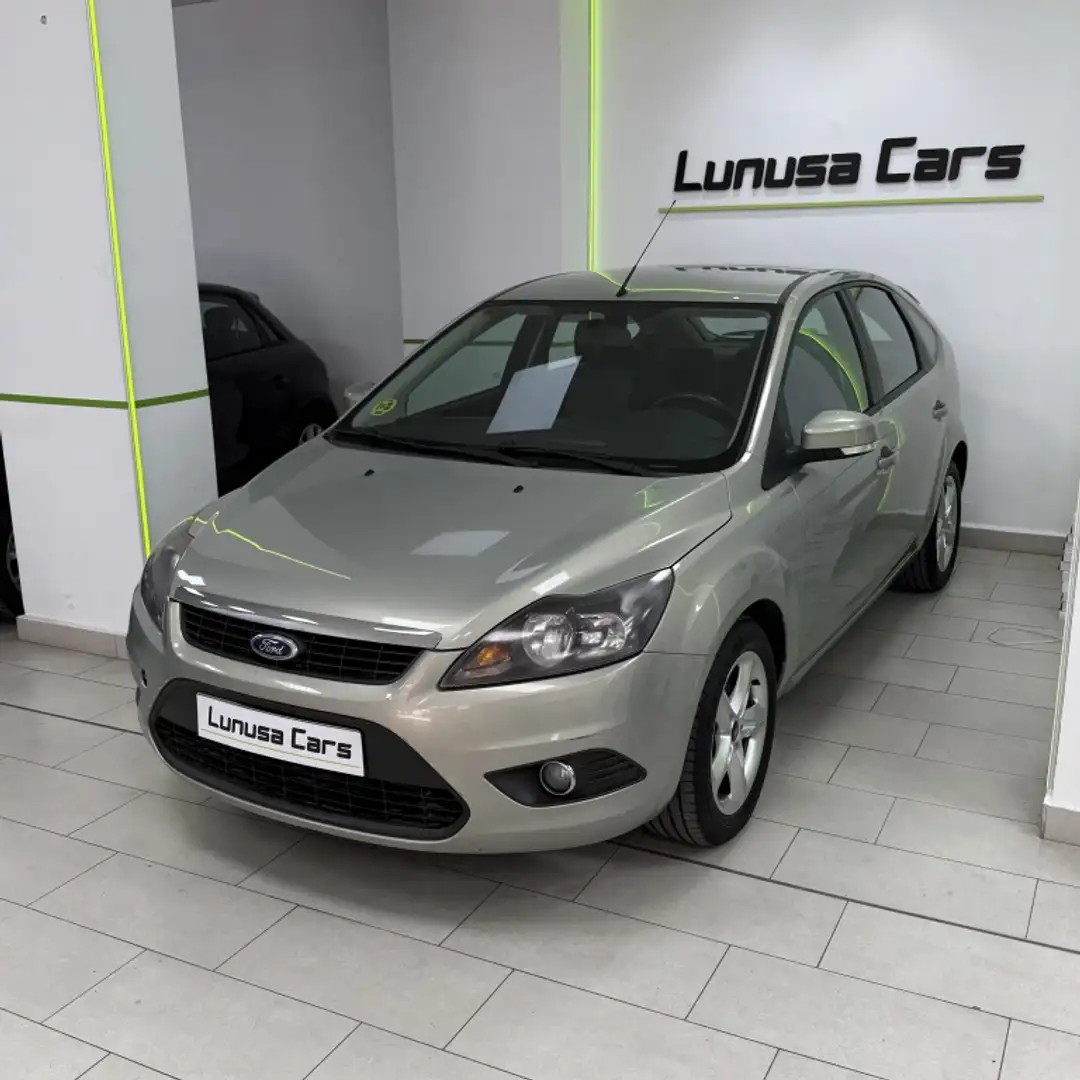 Ford Focus 1.6TDCi Titanium Argent - 1