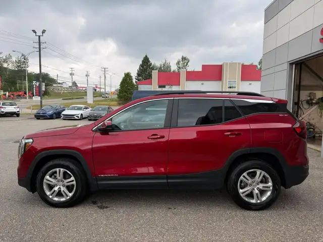 GMC Unspecified 2024 — photo 6