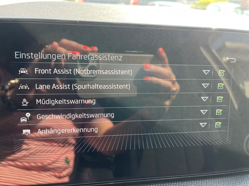 Skoda Scala 1.0 TSI 85kW DSG Selection Plus*AHK*Kamera — photo 17