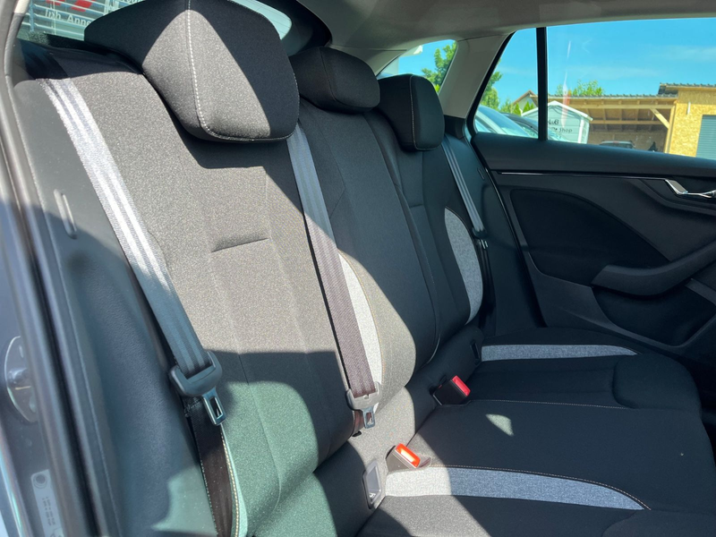 Skoda Scala 1.0 TSI 85kW DSG Selection Plus*AHK*Kamera — photo 36