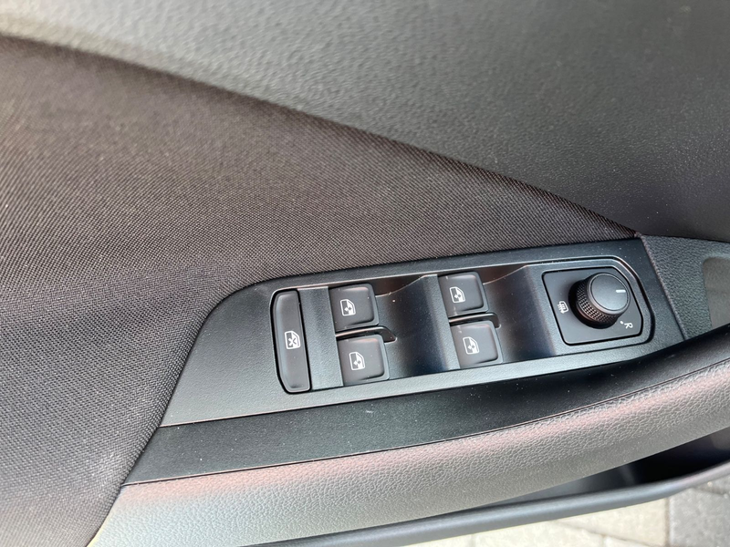 Skoda Scala 1.0 TSI 85kW DSG Selection Plus*AHK*Kamera — photo 31