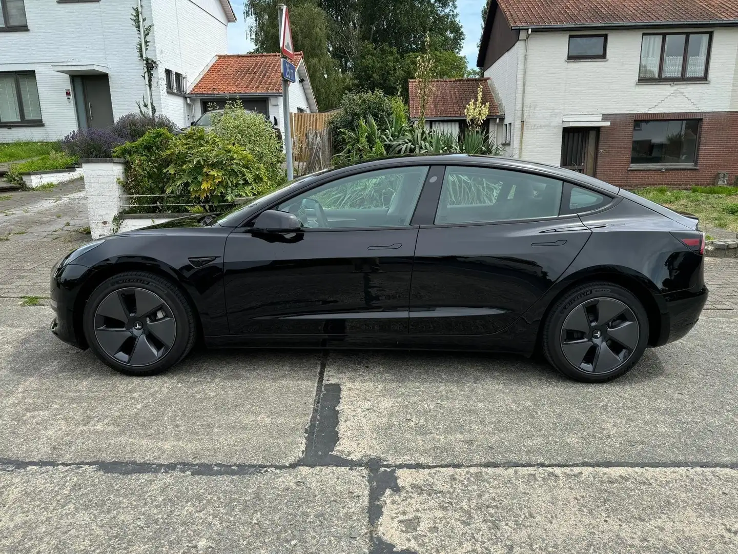 Tesla Model 3 78 kWh RWD Long Range Dual Motor (366kW) Noir - 2