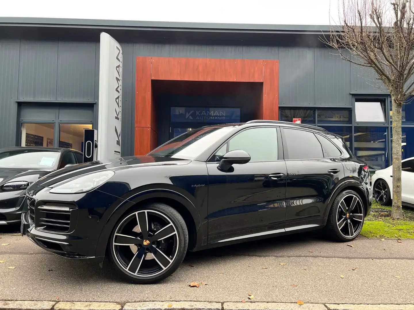Porsche Cayenne E-Hyb #PLATINUM Ed. SPORT DESIGN 22"ALU! Schwarz - 1