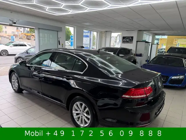 Volkswagen Passat view 5