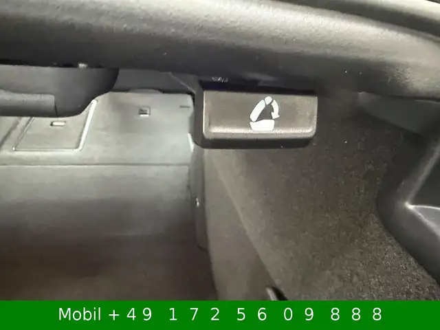 Volkswagen Passat view 10