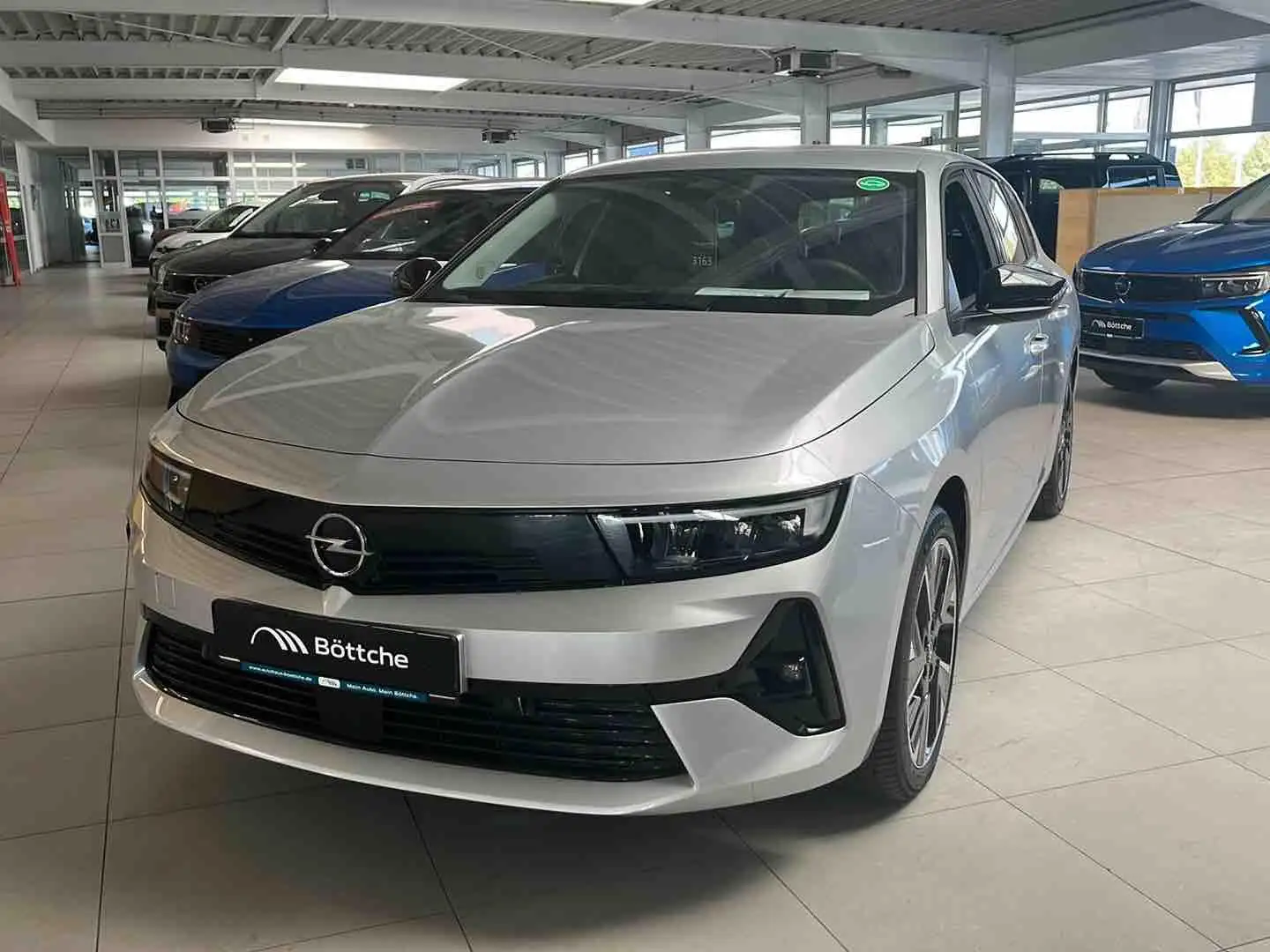 Opel Astra ST Electric AT/LED/Navi/Shz/Kamera/Klimaauto/Assis Argento - 2