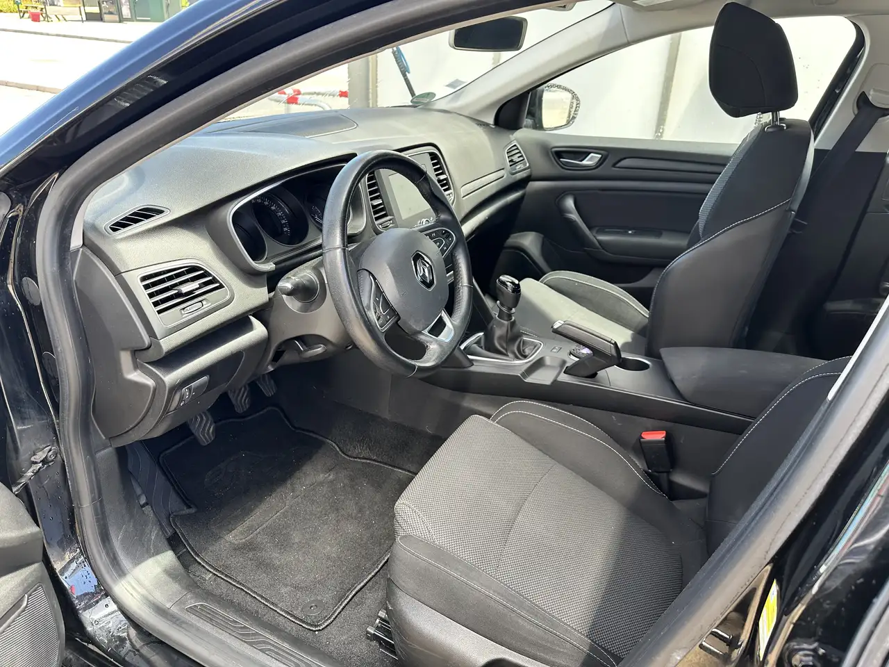 Renault Megane Berline — photo 7