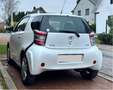 Toyota iQ iQ 1.33i VVT-i Premium Weiß - thumbnail 4