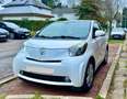 Toyota iQ iQ 1.33i VVT-i Premium Weiß - thumbnail 1