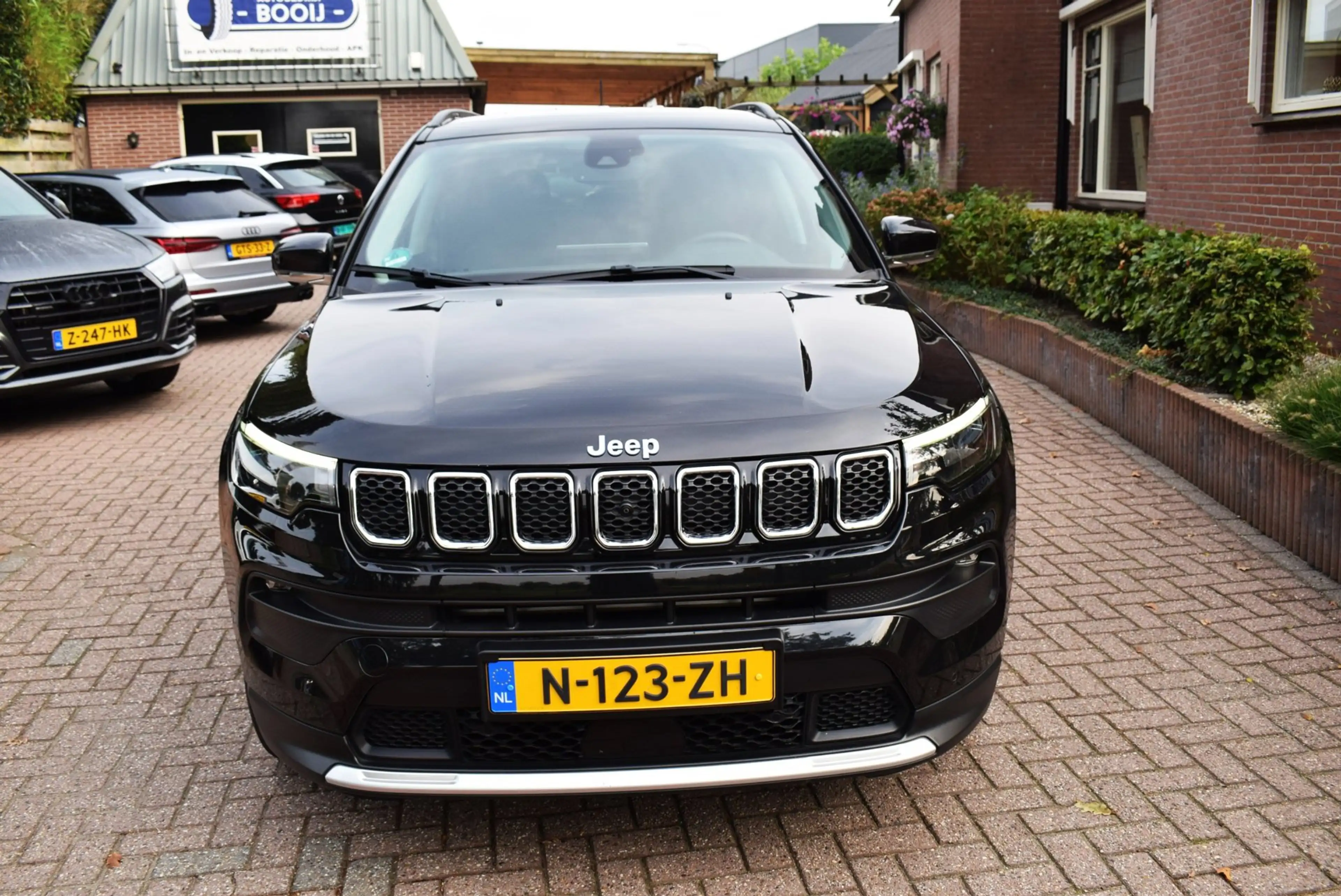 Jeep Compass 4xe 190 Plug-in Hybrid Electric Limited Lease Ed. — photo 5