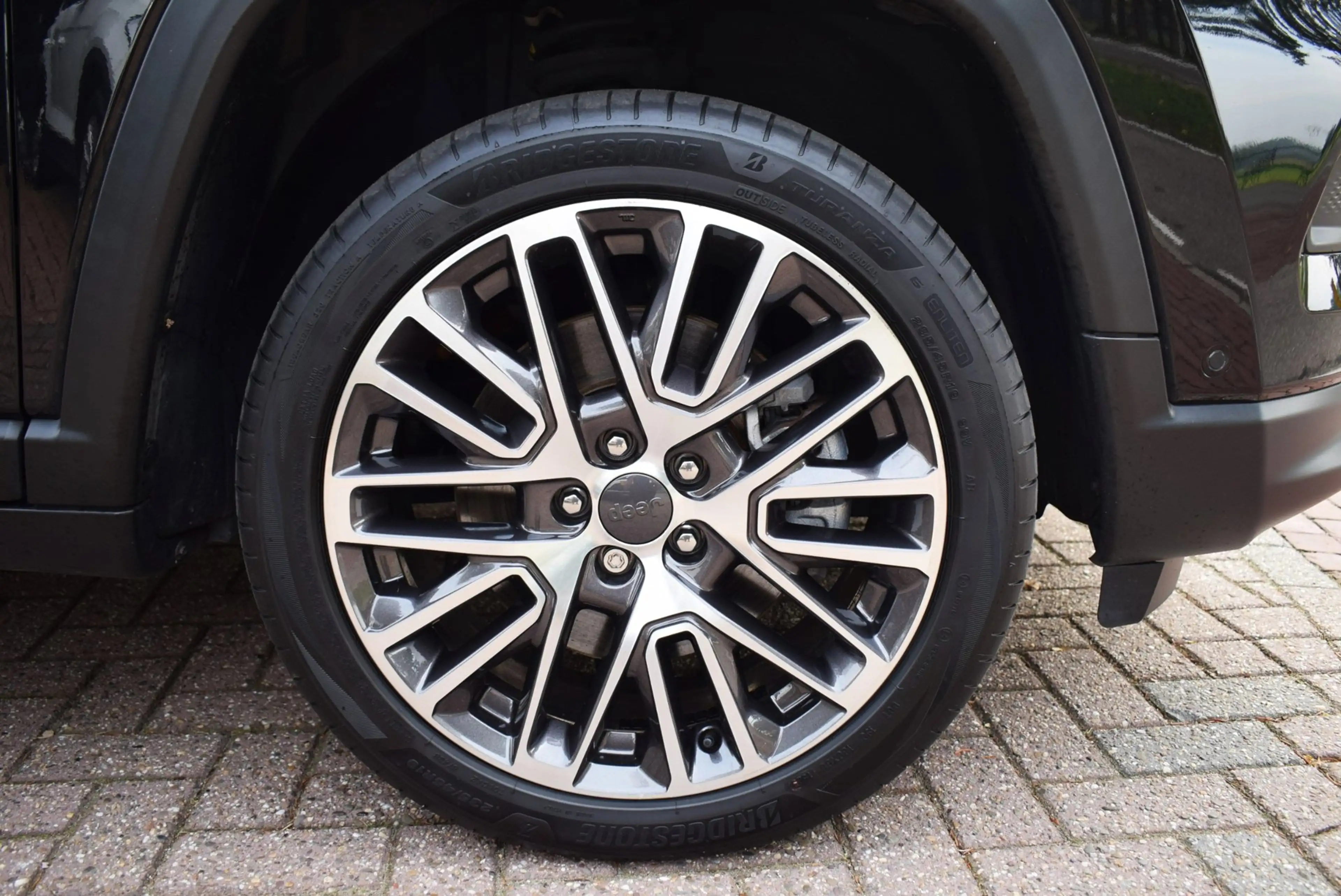 Jeep Compass 4xe 190 Plug-in Hybrid Electric Limited Lease Ed. — photo 8