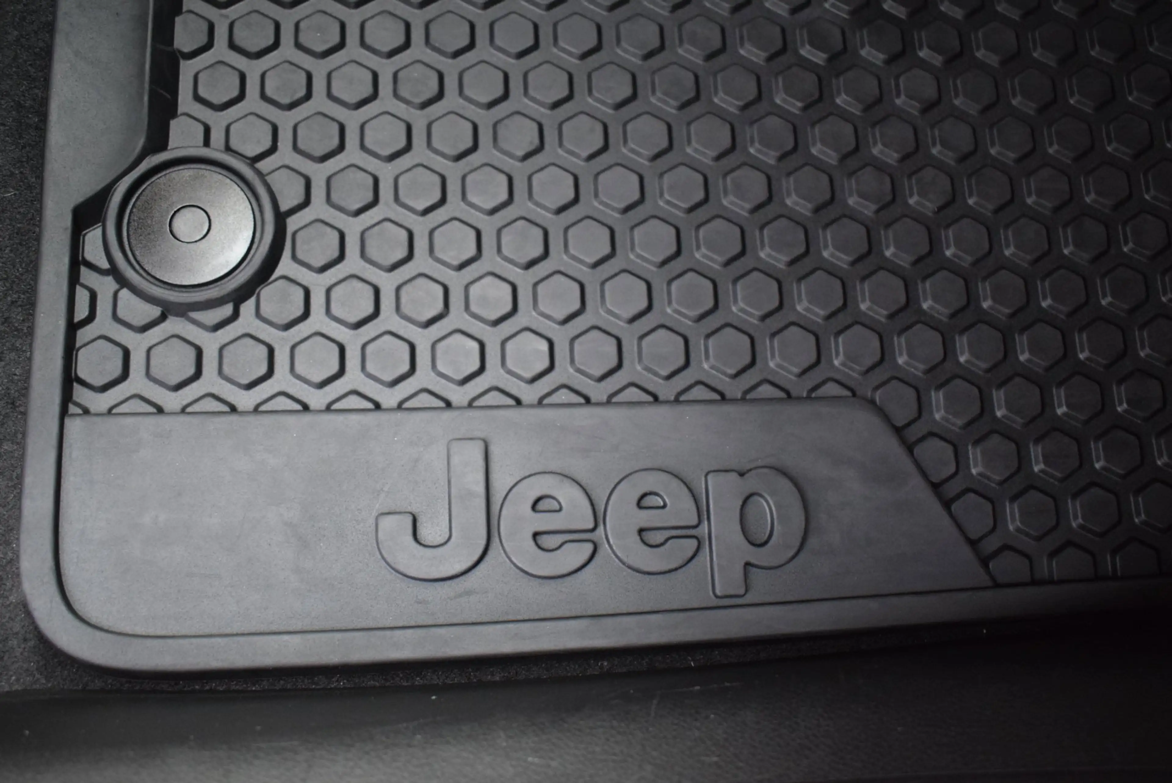 Jeep Compass 4xe 190 Plug-in Hybrid Electric Limited Lease Ed. — photo 13