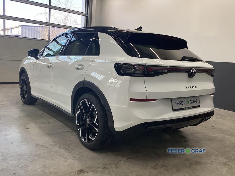 Volkswagen T-Roc R-Line 1.5 eTSI Matrix 360° HUD Keyless — photo 4
