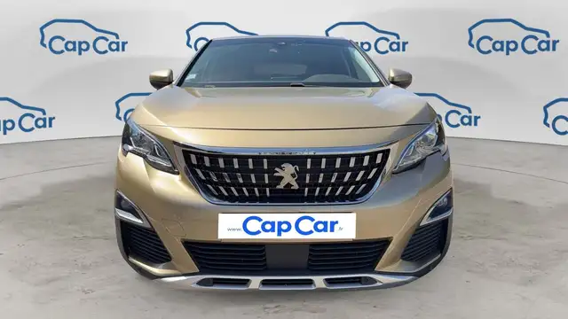 Peugeot 3008 view 5