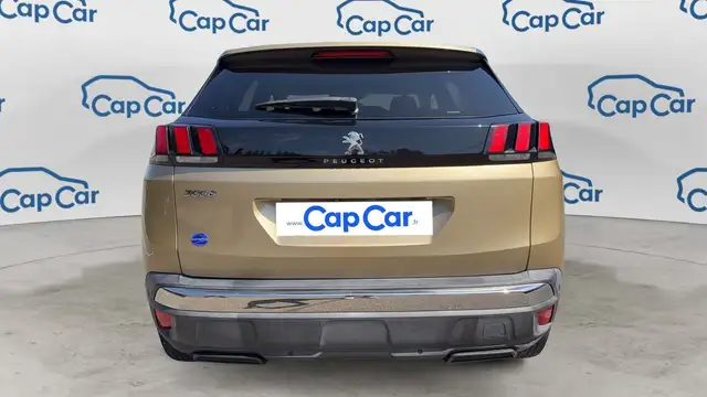 Peugeot 3008 view 3