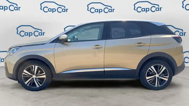 Peugeot 3008 view 2