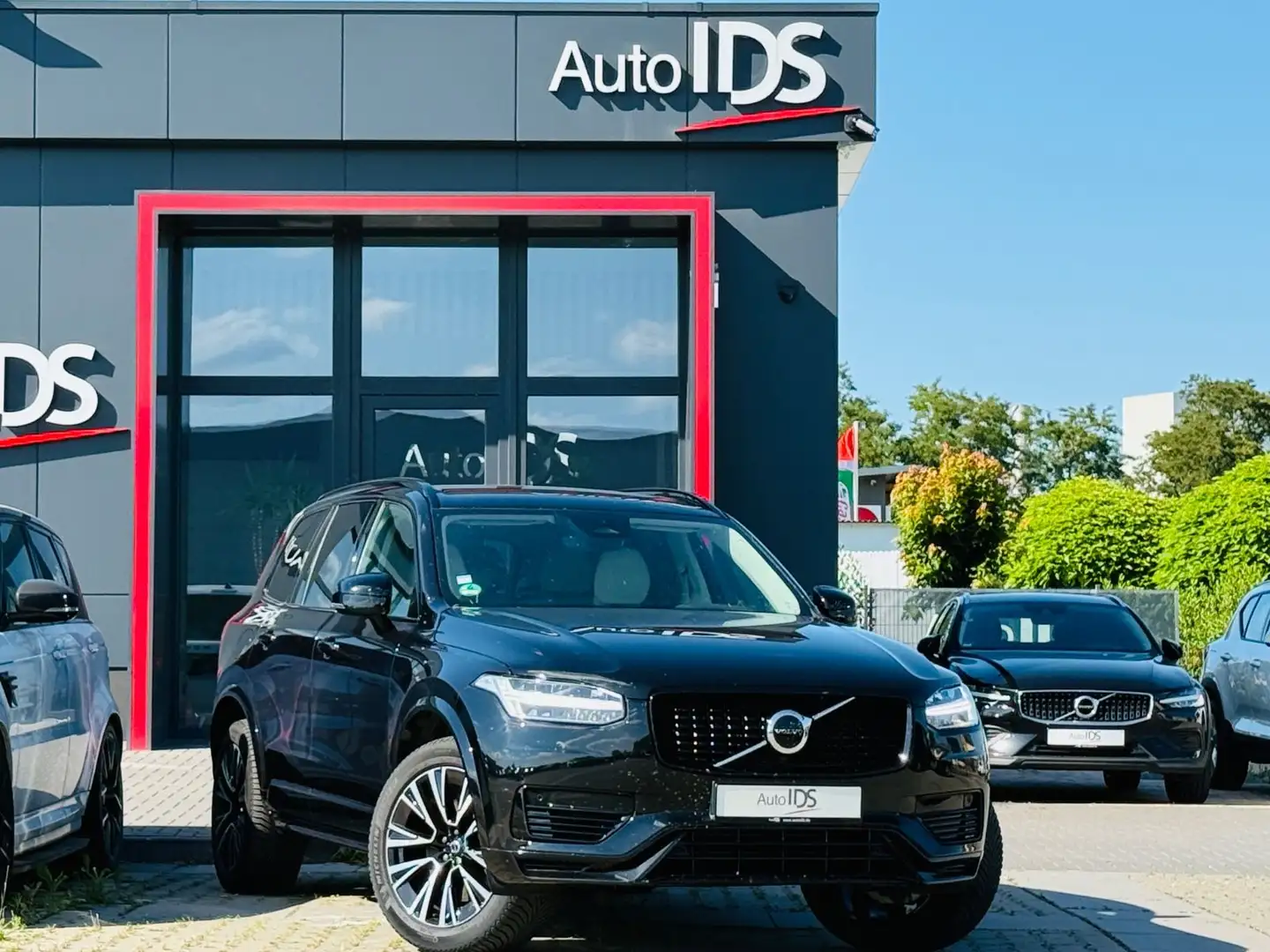 Volvo XC90 Plus Dark Recharge Plug-In Hybrid AWD Nero - 1